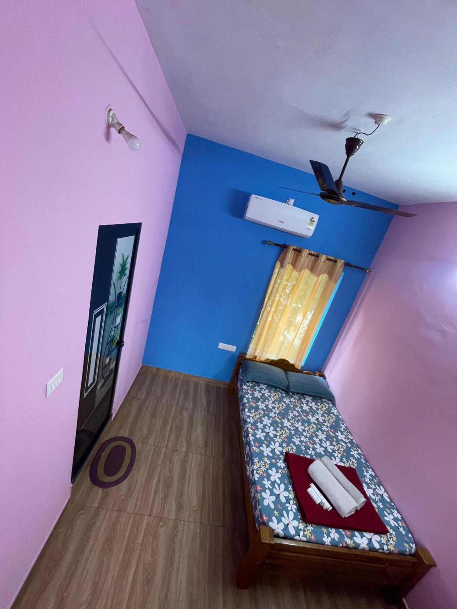 Hostelexp, Varkala - A Beach Town Hostel Εξωτερικό φωτογραφία